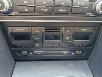 Audi A4 1.6 75kw - 14