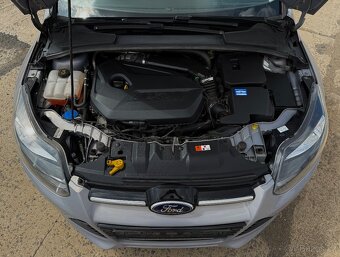 Ford Focus 1.6i - 14