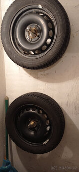 Prodám kola se zimními pneu 165/65 R14 - 14