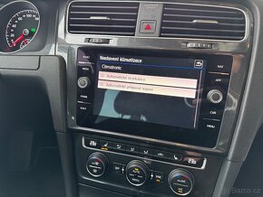 Volkswagen Golf 7.5 2.0 TDI 110kw, DSG, Highline, Servis VW - 14