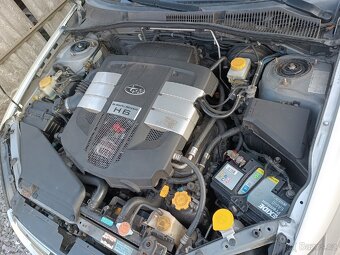 Subaru Legacy 3.0r - 14