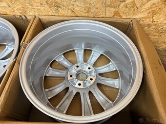 ORIGINÁLNÍ ALU KOLA HYUNDAI I40 8Jx18 ET46 5X114,3 - 14