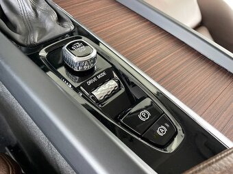 Volvo V60 D4 140kW Automat INSCRIPT KeyLess - 14