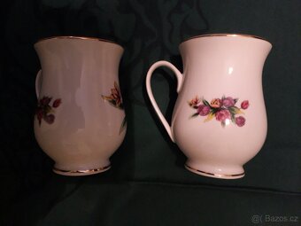 Prodám různé porcelánové a skleněné cukřenky, dózy, hrnky. - 14