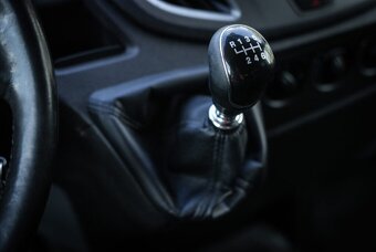 FORD TRANSIT 2.2 92kW 9-miestne 2017 Odpočet DPH - 14