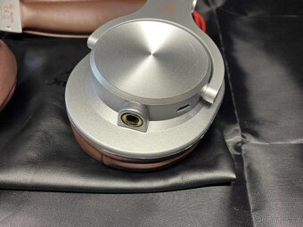 Bezdrátová Bluetooth sluchátka OneOdio A70 Hi-Res 72h výdrž - 14