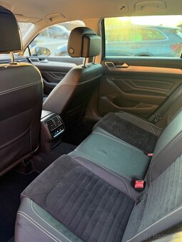 Volkswagen Passat Elegance 2.0TDI ALCANTARA KAMERA MATRIX - 14