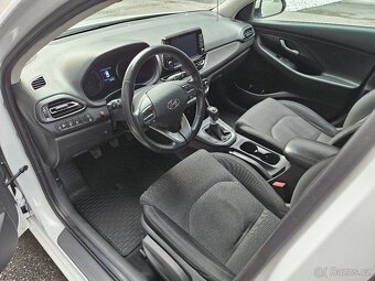 Hyundai i30 kombi 1.6crdi 85kw r.v 3/2021kamera 2x klič -ČR - 14