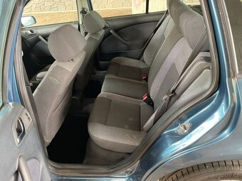 Prodám Oktávku combi 1, rok 2004, 1.9TDI 96 kW, origo stav. - 14