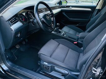 Volkswagen Passat 2.0TDI MANUÁL NAVI VÝHŘEV SENZORY SERVISKA - 14