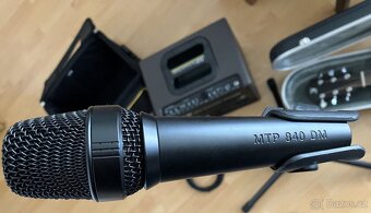 Elektroakustická kytara Furch a příslušenství - 14