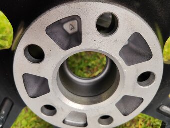 Nová alu kola Fondmetal r19 5x120 Insignia T5 T6 - 14