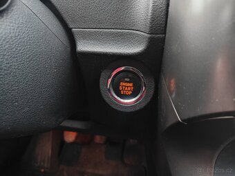 Toyota Verso 1.8 VVTi EXECUTIVE 7 mist - 14