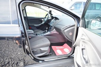 FORD FOCUS KOMBI 2,0 TDCI,TITANIUM,1.MAJITEL,NAVI,SERVISKA - 14