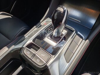 MG EHS PHEV Comfort 1.5 190kW AUT. 27tkm Virtual Kamera ACC - 14