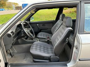 Prodám origo Bmw E30 318is coupe 100kw po velkém servisu - 14