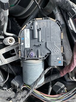 Díly Audi a4 b9 - 14