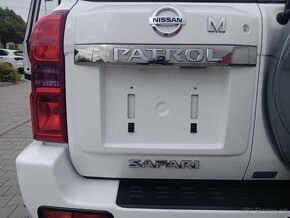 Nissan Patrol Safari 4x4,R6 4,8 Benzin, 180 kW,manuál, Nový - 14