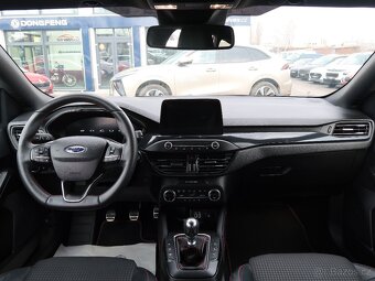 Ford Focus 1.5TDCi,88kW,STline,1majČR,DPH - 14
