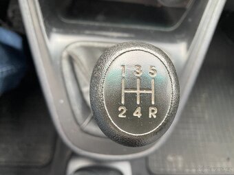 Hyundai i10 1.1 48KW, 2010, 1. Majitel - 14