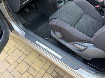 Toyota Yaris TS 1.5 VVTI - 14