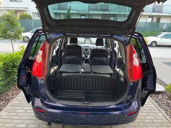 Mazda 5 - 14