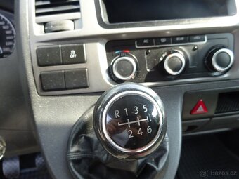 Volkswagen Caravelle 2,0TDi-9 MÍST - 14