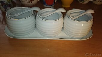 Sbírka porcelánových a keramickych hrníčků - 14