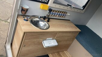 Obytný přívěs Carox Family - 14