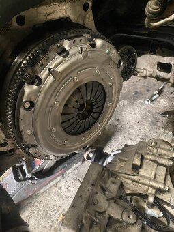 Volkswagen Golf 5 1.9TDI 77kw - 14