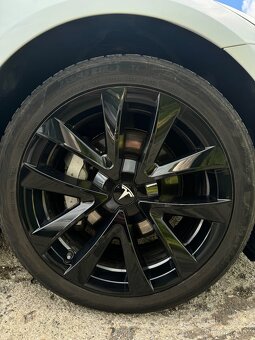 Tesla Model 3 Long Range Dual Motor 2020 - 14