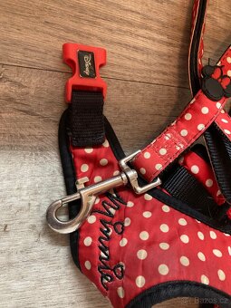 Postroje a oblečky na menšího pejska - 14