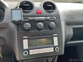 VW CADDY 1.6 75KW 2008 DIGI KLIMA VYHŘÍVANÉ SEDADLA 7 MÍST - 14