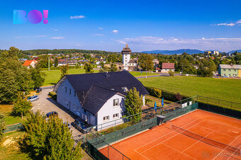 Prodej komerčního objektu s restaurací s 4 tenisovými kurty  - 14