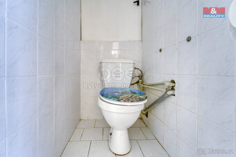 Prodej bytu 3+1, 82 m², Cheb, ul. Dvořákova - 14