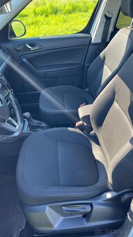ŠKODA YETI 2.0TDI DSG 4x4 model 2018 110kw LED XENONY TAŽNÉ - 14