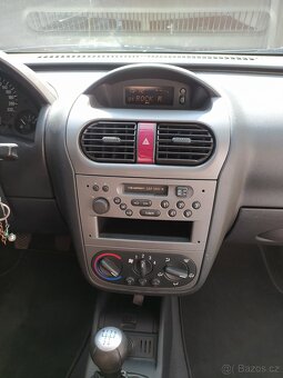 Opel Corsa C 1.0 benzín 2005, najeto 85 tis. km, klim - 14