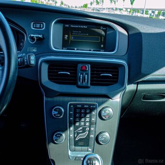 Volvo V40 D2 Momentum - 14