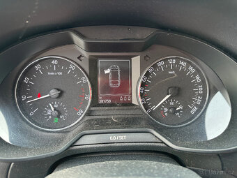 Škoda Octavia 3 kombi 1,4TSI CNG 81kw 09/2016 klimatizace - 14