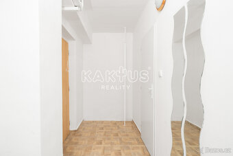 Pronájem částečně zařízeného bytu 3+kk (59 m2), ulice Vardas - 14