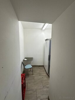 Pronájem komerčních prostor za odstupné – Praha 10, Vršovice - 14
