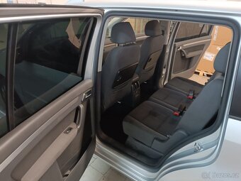 Prodám VW Touran 2.0 TDI, 125 kW, automat, 7 míst – výbava H - 14