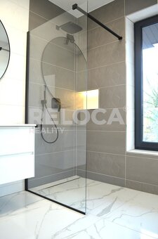 Mezonetový nový byt 4+kk, 115m2, terasa 17m2, kóje 7m2, dvě - 14
