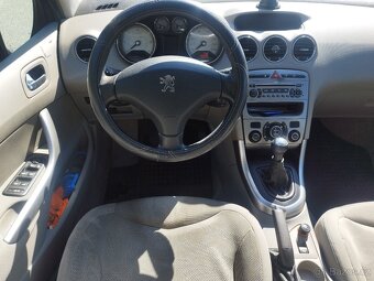 Peugeot 308  1.6 HDi - 14