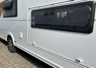 Bürstner AVERSO 560TK palandy nove - 14