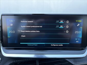 Peugeot e-208 Allure, 100Kw,50KWh,Navi,Kamera,LED.vč.DPH - 14