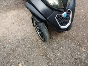 Piaggio mp3 500 ABS,ASR cz doklady v ceně černá 3 - 14