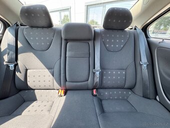 Volvo S60 2.4D D5 120kW - 14