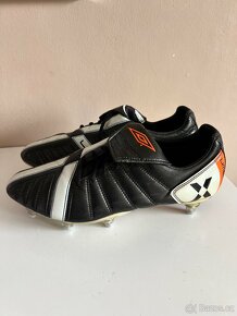 Kopačky Umbro X-200 Exo Skeleton vel. 42,5 - 14