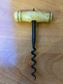 Sběratel nabízí staré vývrtky - 14